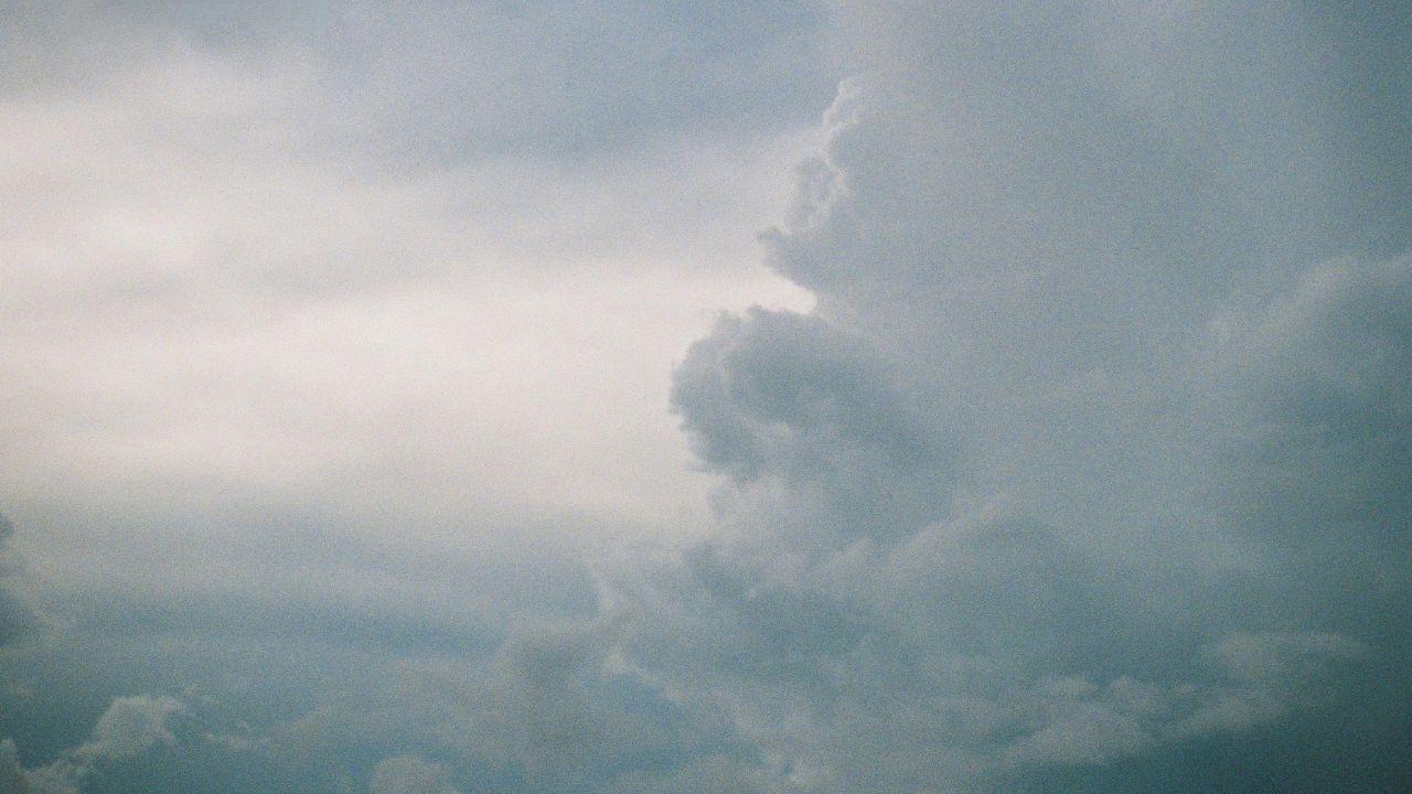 Mumbai LIVE: Drizzle possible as cloudy conditions prevail across city