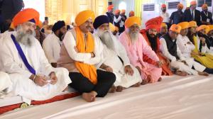 CM Fadnavis, Ajit Pawar joins 'Hind-di-Chadar' event in Nanded