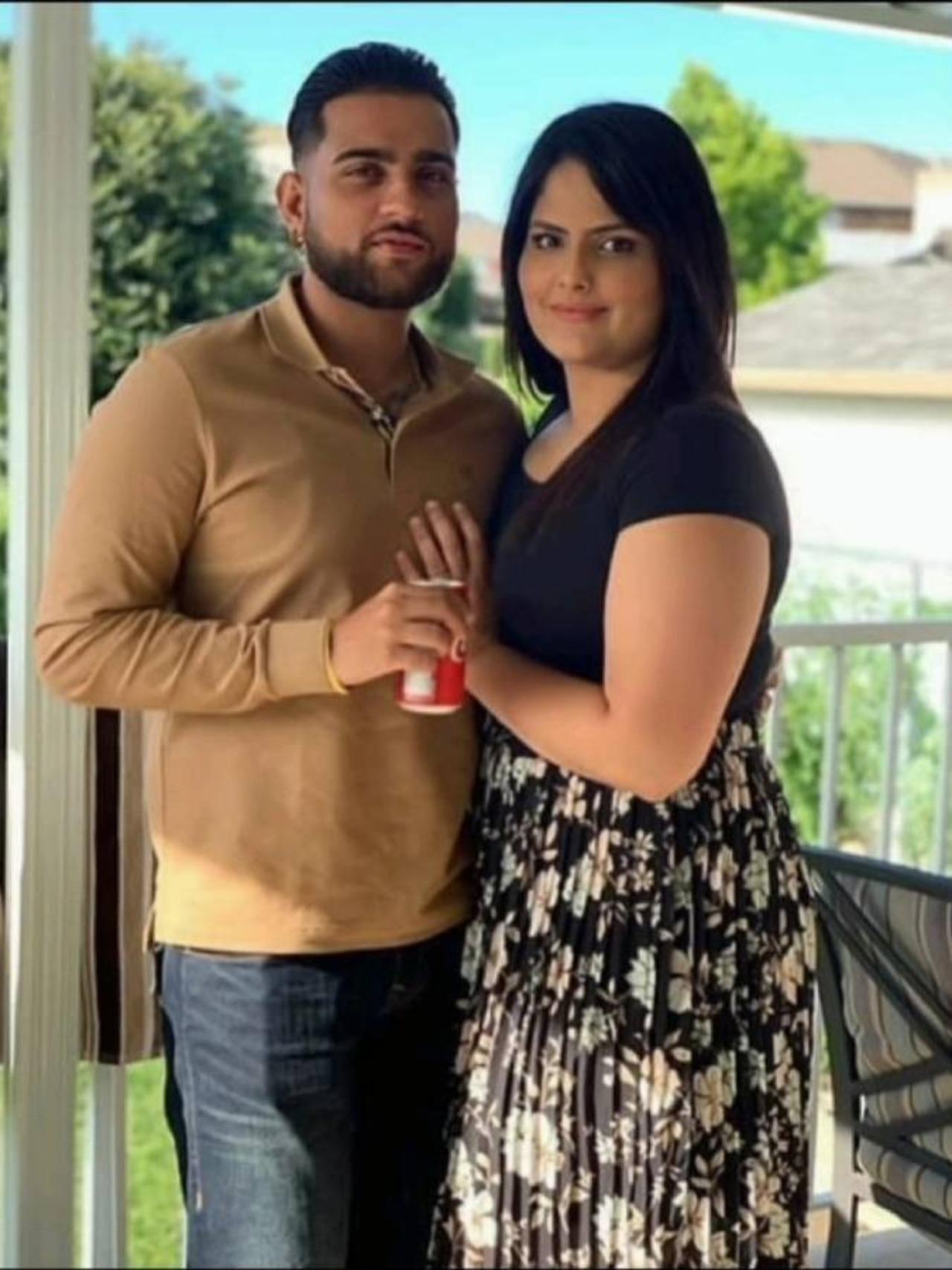 <p>The teenage lovebirds have often credited each other for thier success. Karan, especially, has vocally revealed how Palak has helped him shape into a better person, even when he was not famous.</p> <p>The teenage lovebirds have often credited each other for thier success. Karan, especially, has vocally revealed how Palak has helped him shape into a better person, even when he was not famous.</p>