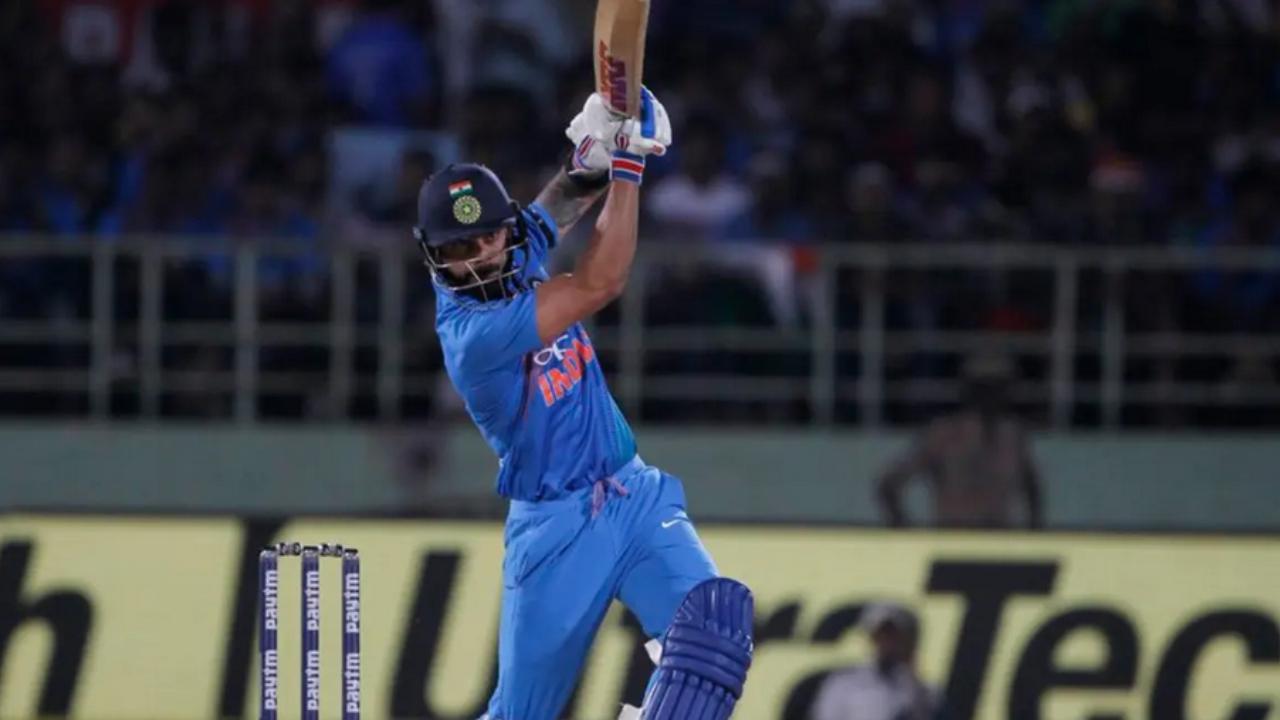 In the first ODI match against New Zealand, Team India's stalwart Virat Kohli played a knock of 93 runs off 91 deliveries. His knock also included eight boundaries and a maximum