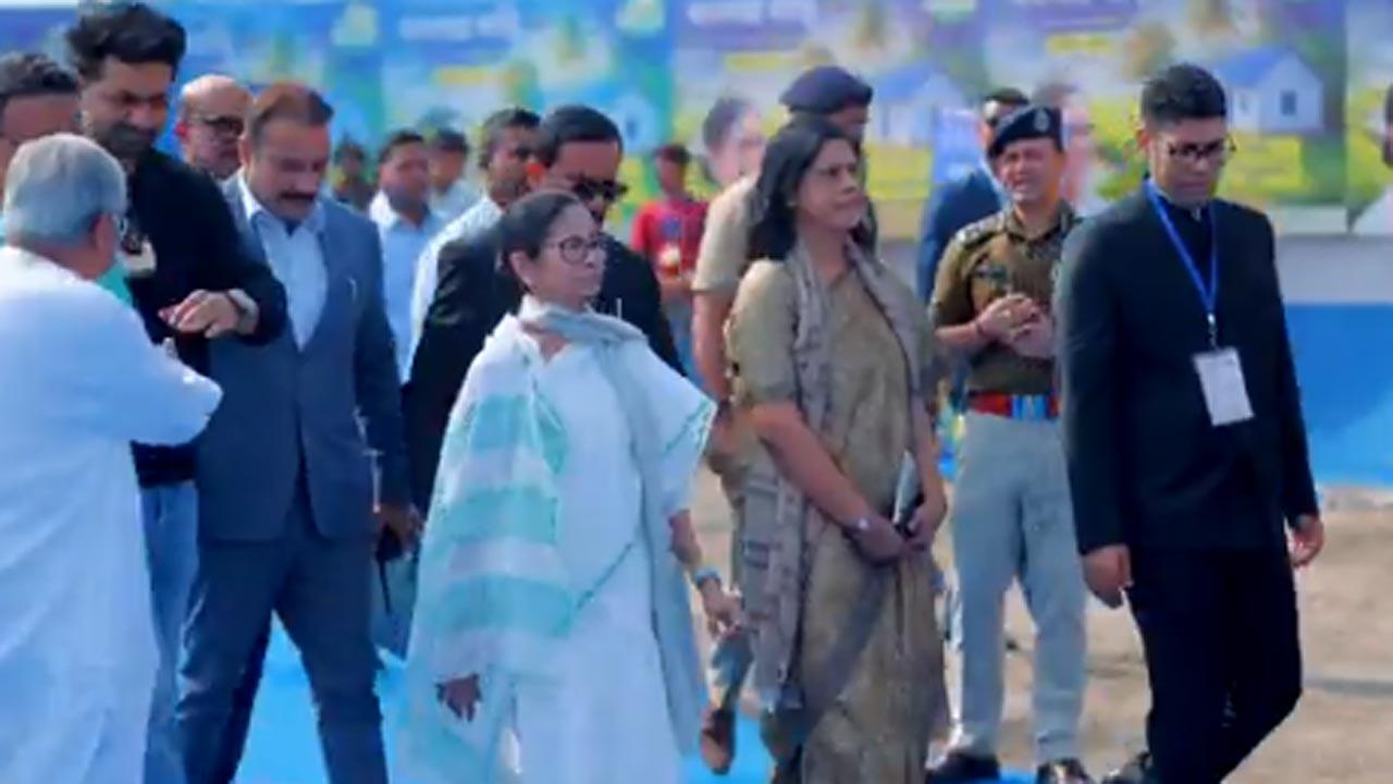 Mamata Banerjee mourns Ajit Pawar death, flags SIR concerns at Hooghly rally