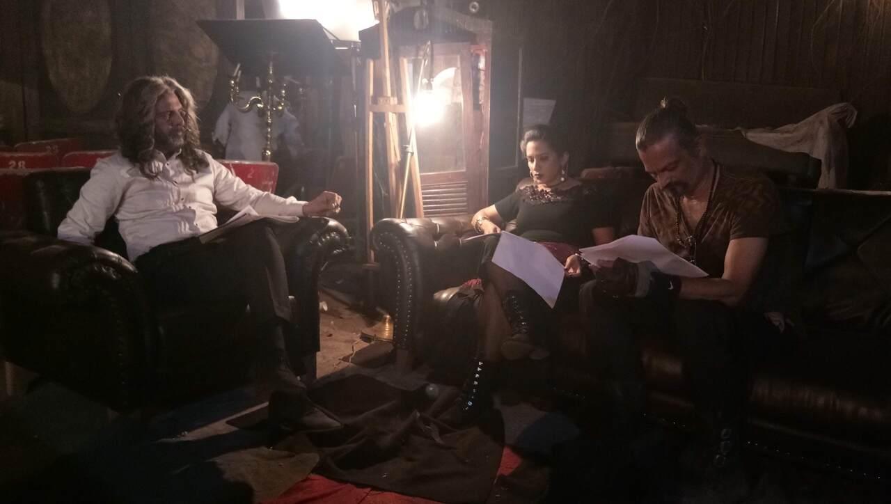 Directed by Rahi Anil Barve, best known for Tumbbad, the film stars Jaaved Jaaferi, Mohammad Samad, Veena Jamkar and Deepak Damle, and is largely set inside a dilapidated Mumbai theatre.