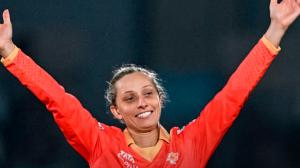 Ashleigh Gardner wins toss, elects to bowl first against RCB