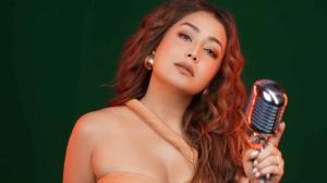 Neha Kakkar breaks silence after deleting cryptic posts on social media