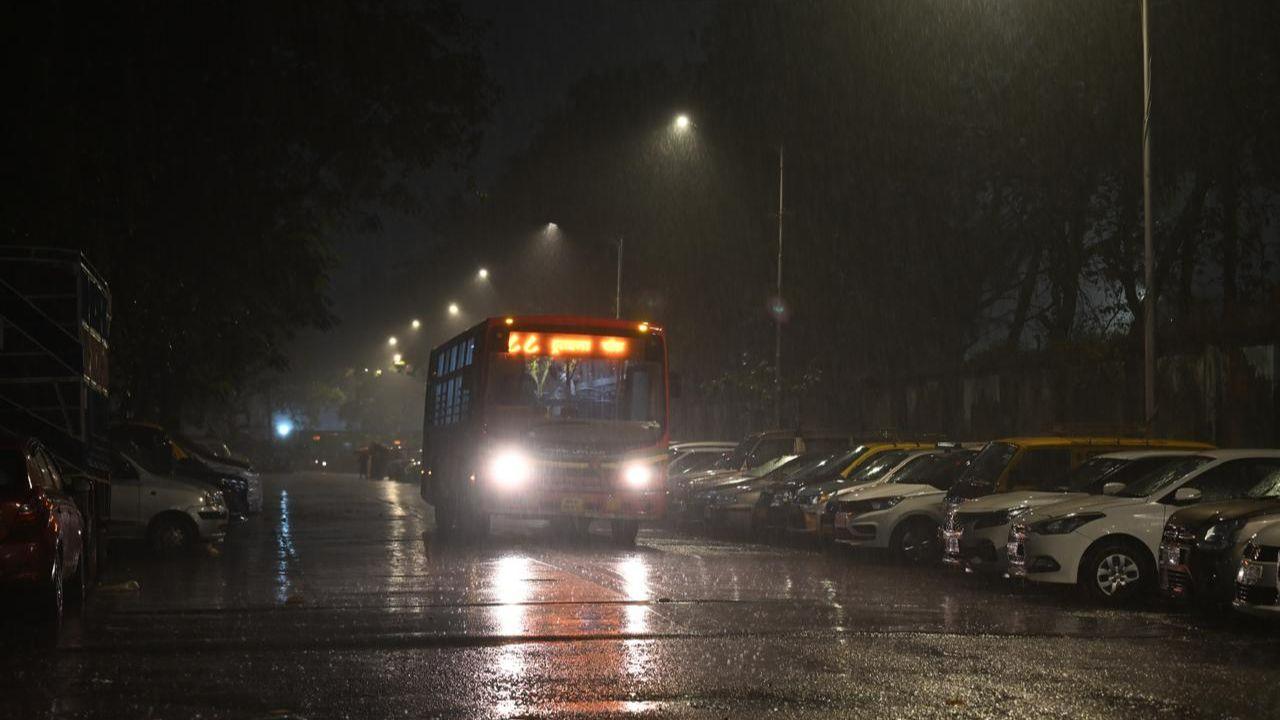 Mumbai weather update: City sees unexpected rainfall on New Year’s Day 2026