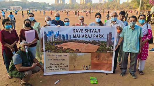 Shivaji Park locals hold silent protest over red soil dust pollution