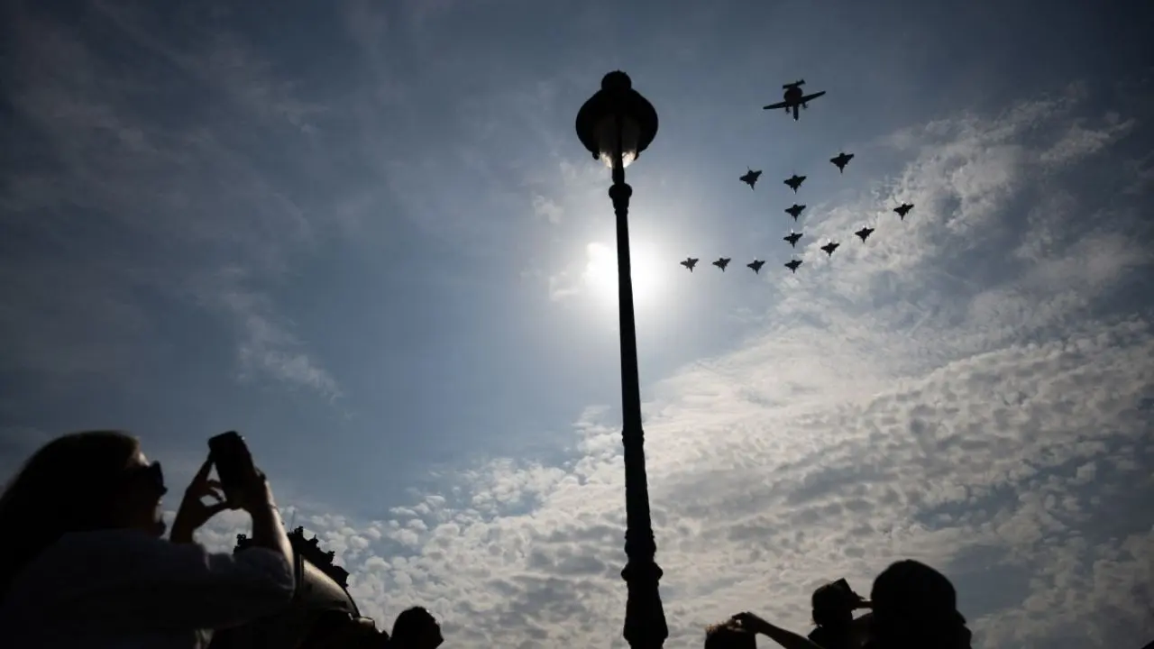 in-photos-bastille-day-parade-2026-european-troops-and-warplanes-put