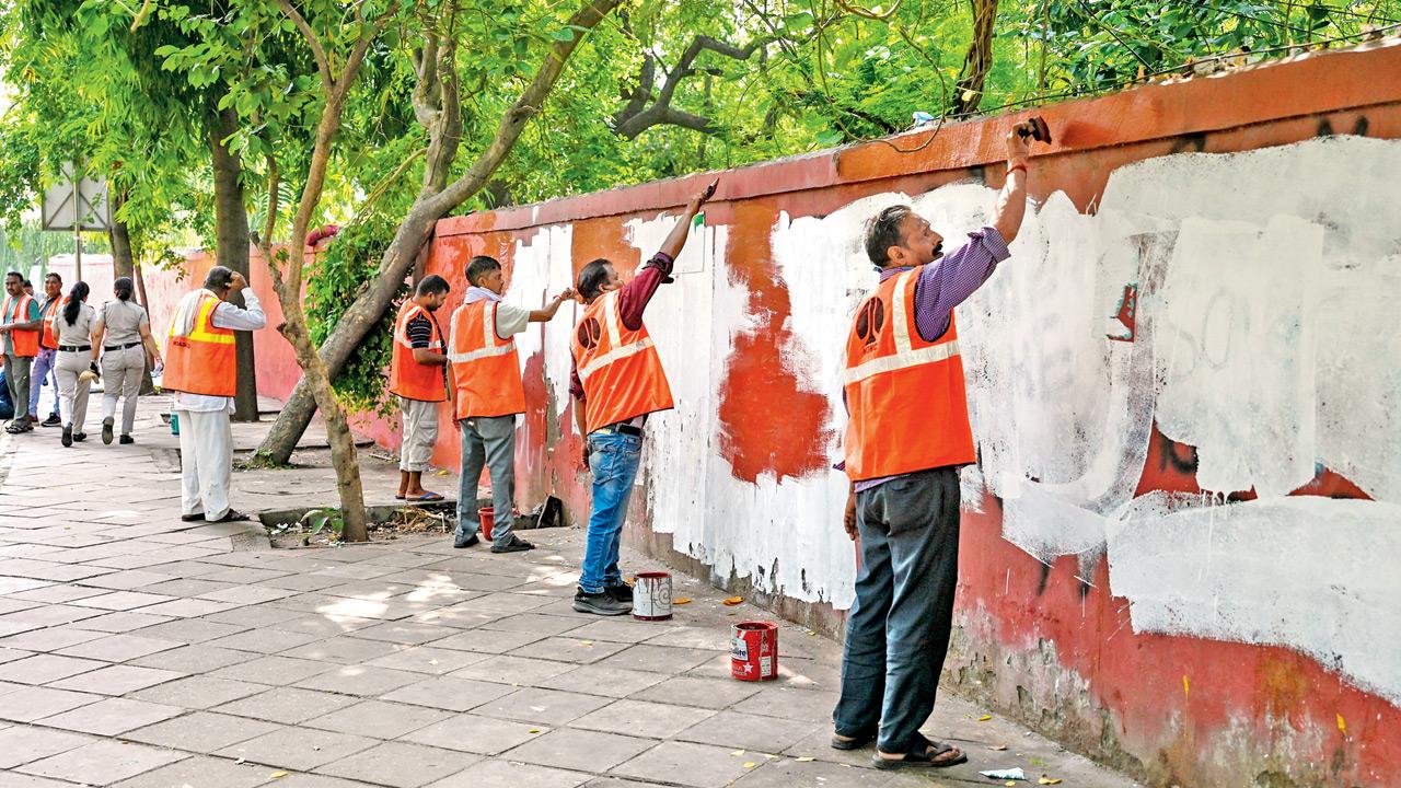 NDMC launches massive clean-up drive after CJP protest ends at Jantar Mantar