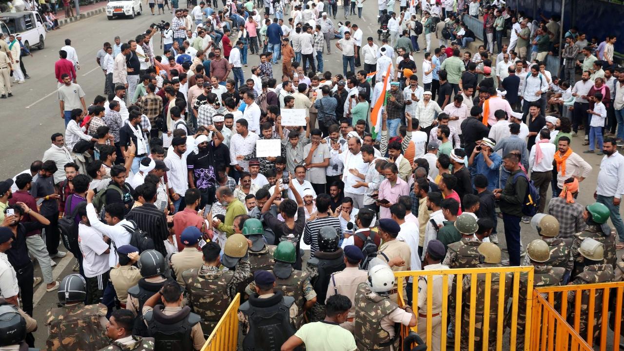 The agitation disrupted traffic on Bhopal's busy Narmadapuram Road from Tuesday night after initial talks with the government failed to resolve the deadlock, leading to prolonged demonstrations. The agitation disrupted traffic on Bhopal's busy Narmadapuram Road from Tuesday night after initial talks with the government failed to resolve the deadlock, leading to prolonged demonstrations.