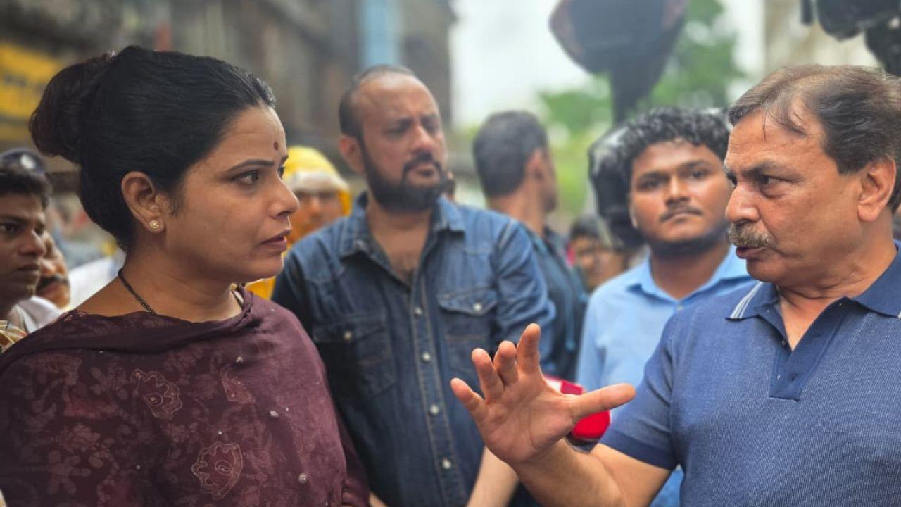 Kurla tree collapse: Mumbai Mayor announces Rs 5-lakh aid for victim's family Speaking at the site, Mayor Ritu Tawde directed BMC officials to immediately carry out a comprehensive tree audit across Mumbai. PIC/BMC