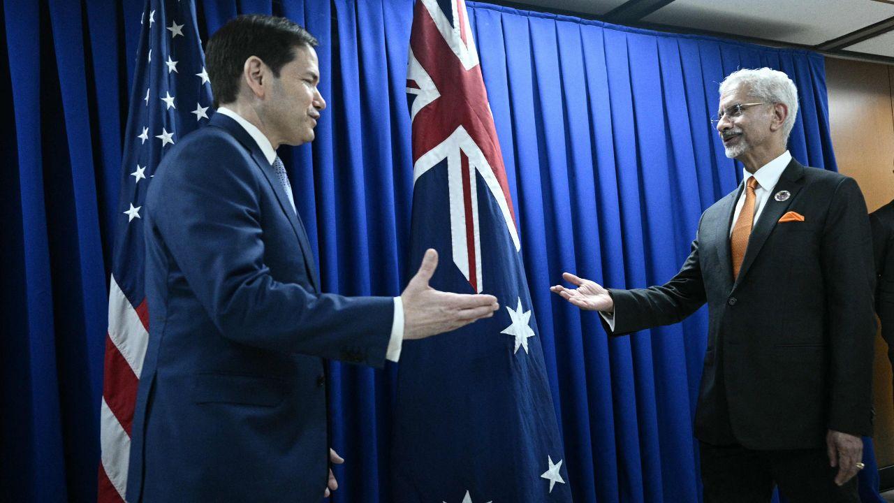 &nbsp;S. Jaishankar shakes hands with Marco Rubio share a handshake before bilateral talks in Manila on Wednesday