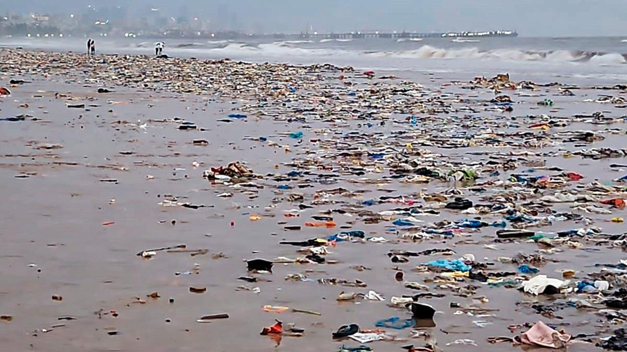Mumbai: Juhu Beach plastic waste crisis deepens Fresh waste returns on Monday with every high tide despite daily clean-ups. Pic/By Special Arrangement