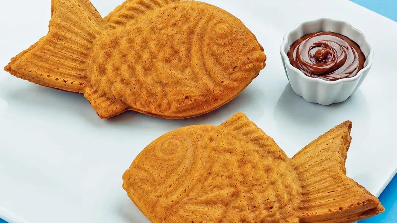 Quite the catchThis golden, fish-shaped Japanese waffle has a crisp exterior and a light, fluffy centre, generously filled with warm, molten chocolate. A much loved Japanese street snack, it is perfectly crisp on the outside and irresistibly gooey within. (Pic courtesy/Harajuku Tokyo Cafe)
At Harajuku Tokyo Cafe, Second Floor, Jio World Drive, Bandra Kurla Complex.Call 9818937832Cost Rs 275