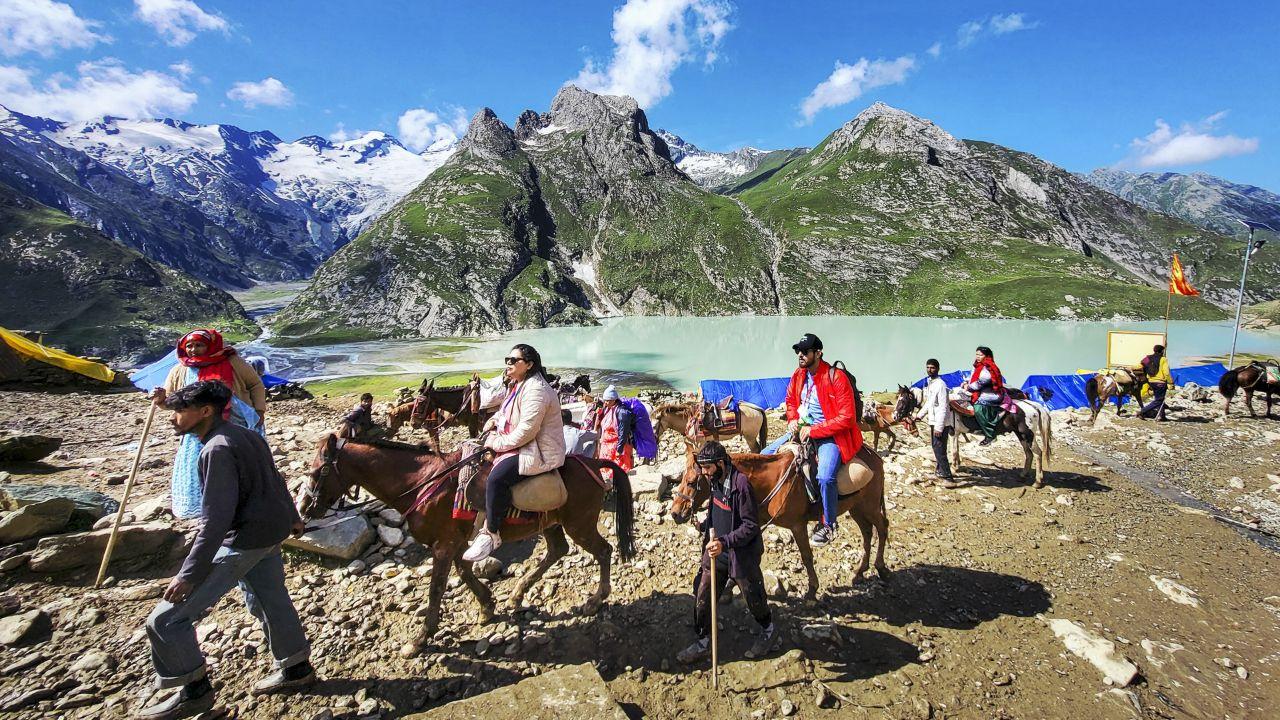 Amarnath Yatra 2026: Over 1.60 lakh devotees visit Amarnath cave shrine