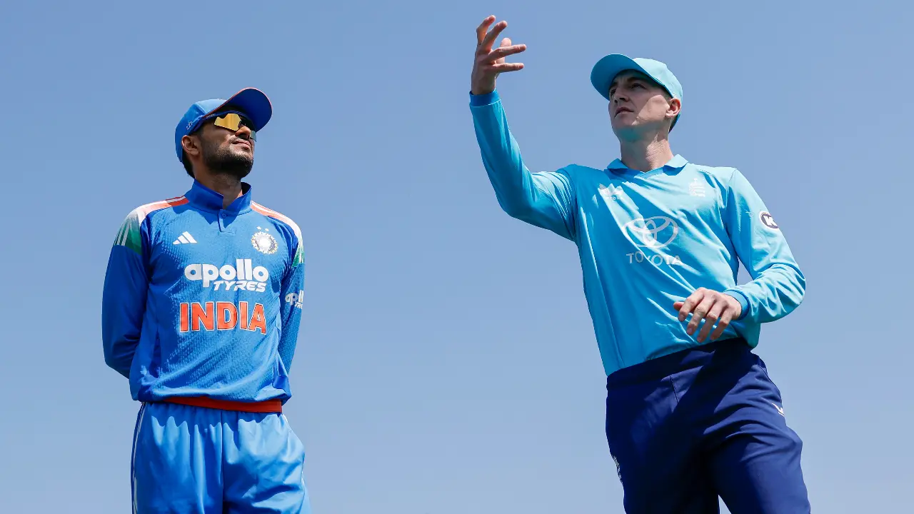 IND vs ENG 2nd ODI: England win the toss and elect to bowl first Shubman Gill and Harry Brook (Pic: BCCI)