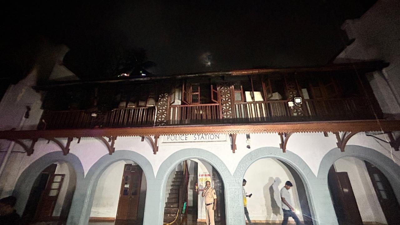 According to preliminary information, the incident was reported to the Mumbai Fire Brigade (MFB) at 8.24 pm