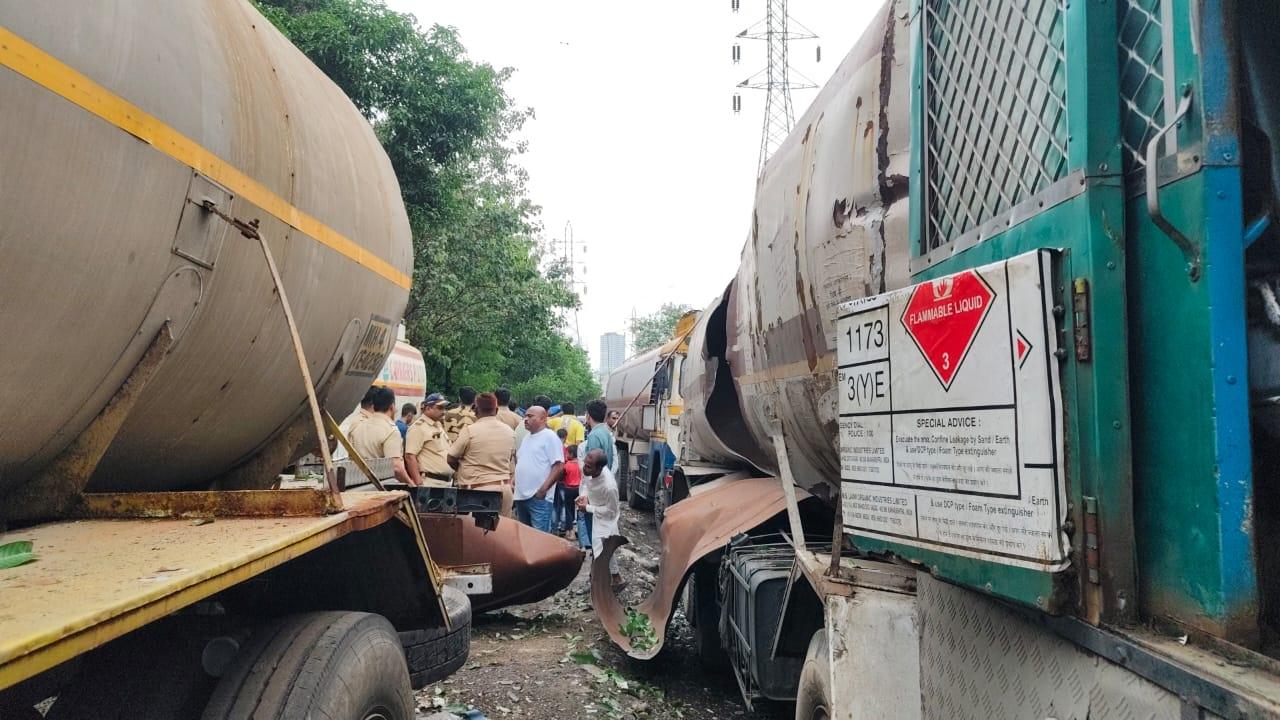 Following the incident, teams from the Brihanmumbai Municipal Corporation's Fire Brigade (MFB), Mumbai Police, 108 Ambulance services, BEST and BMC ward staff were mobilised for rescue and relief operations