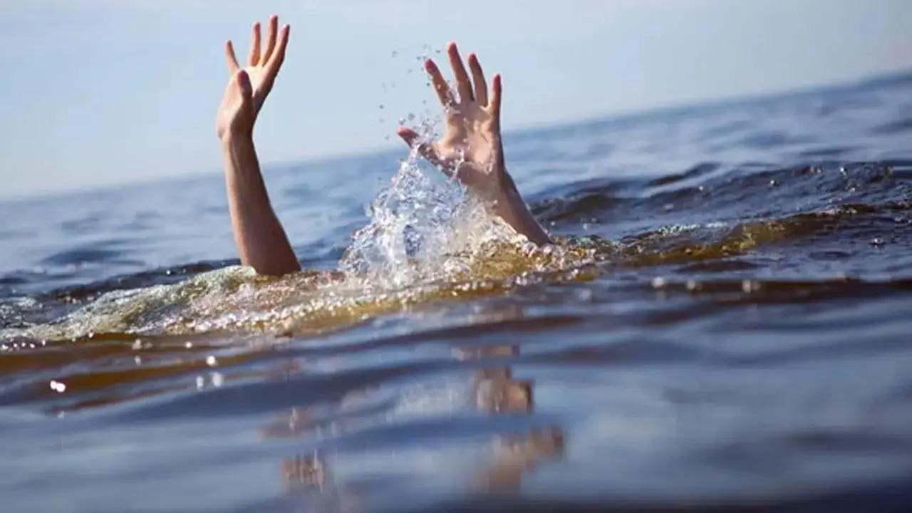 Mumbai: 19-year-old man dies after drowning in Kurla's Sheetal Talao The circumstances leading to the drowning are being investigated. Representational Pic