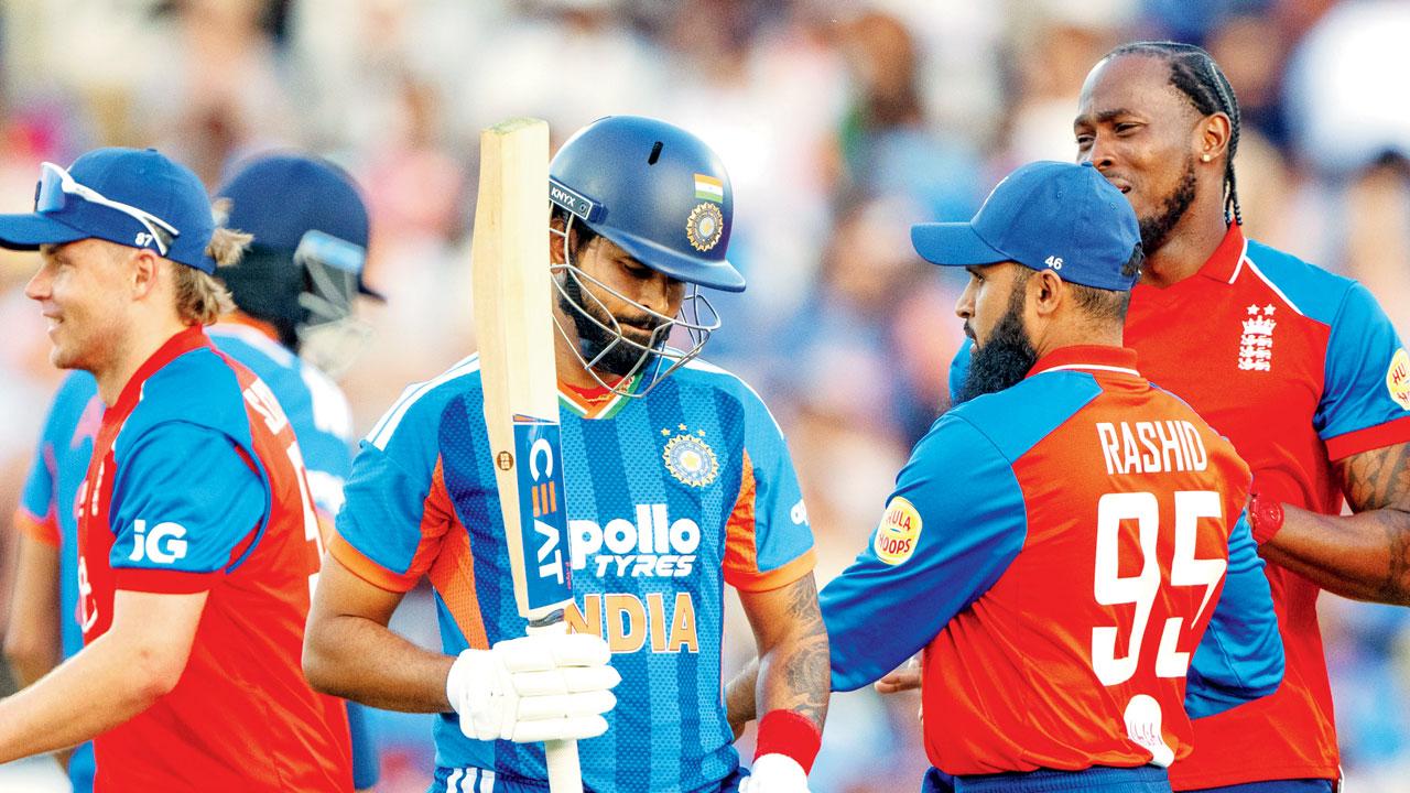England vs India T20: Indian Team messy in England too! India skipper Shreyas Iyer after being dismissed for just five during the third T20I against England at Nottingham on Tuesday. Pic/Bipin Patel