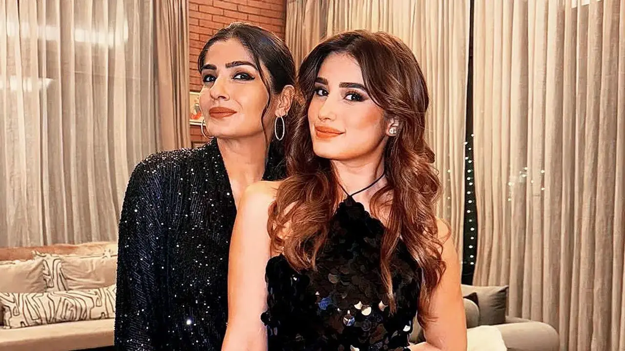 Raveena Tandon proudly introduces herself as Rasha Thadani’s mom