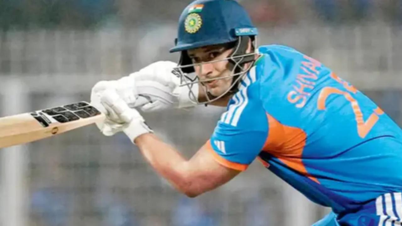 Wicketkeeper-batsman Ishan Kishan scored four runs in six balls. Shivam Dube also registered 22 runs in 23 balls, including two boundaries (Pic: File Pic)