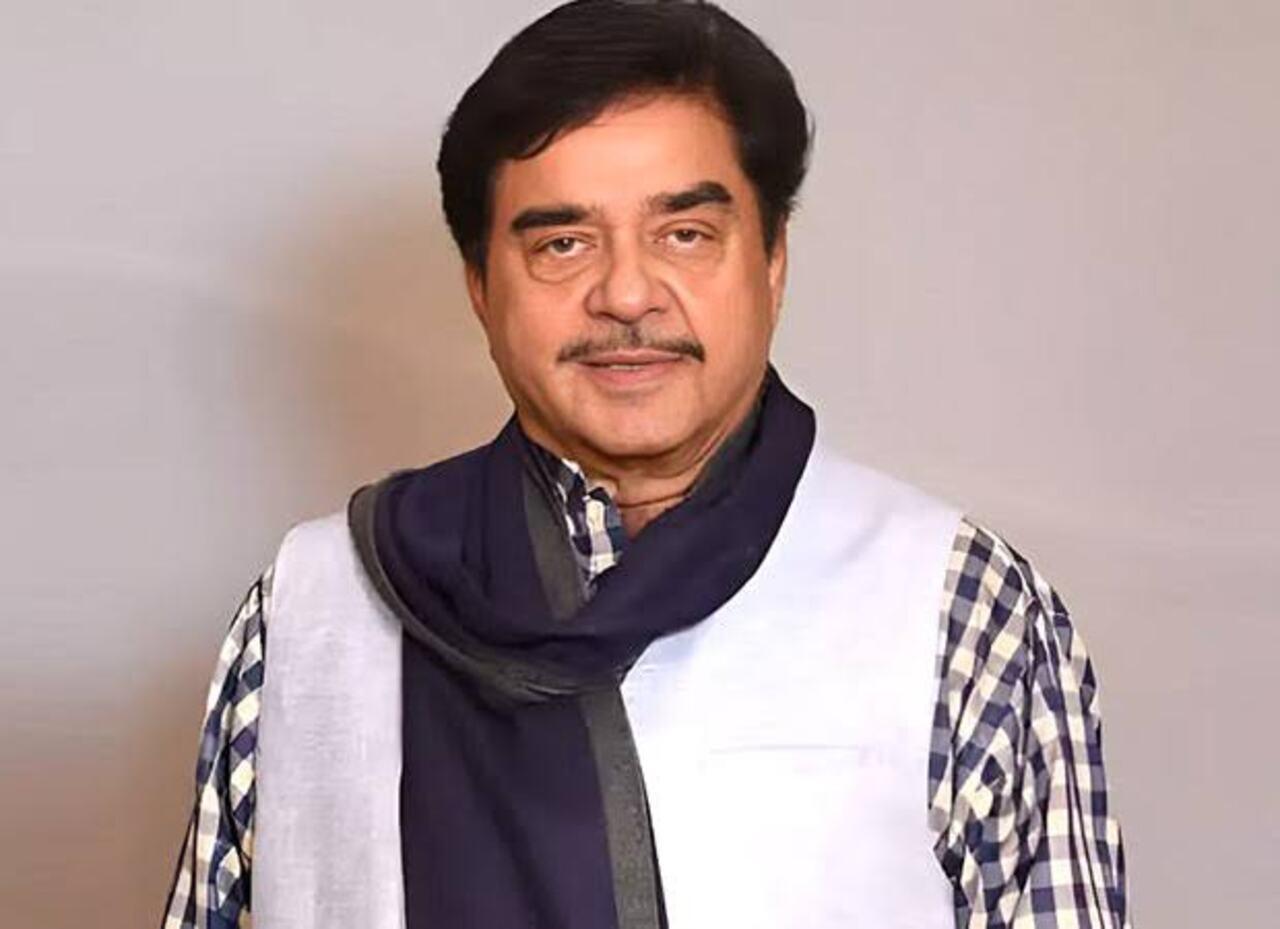 Shatrughan Sinha opened up about his past infidelity and romantic involvement with his wife Poonam Sinha and actress Reena Roy during an interview with the entertainment channel Lehren Retro. During the candid conversation, a journalist reminded the veteran actor of his earlier statements about having "his feet in two different boats". Sinha confessed that he was actually "sailing in several boats" and admitted to being two-timing both women. He acknowledged making mistakes due to the pressures of sudden stardom, but expressed gratitude to all the women in his life for helping him grow and become a better person. Sinha also added that the love triangle was an emotionally turbulent period and noted that the man involved in such situations suffers just as much as the women