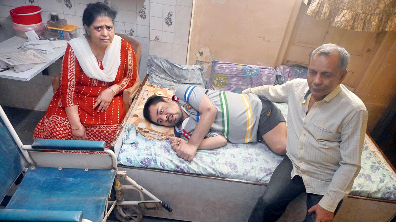 Nayan and Bela Shah with their 36-year-old son Devarth at their home in Girgaum. Pics/Sayyed Sameer Abedi