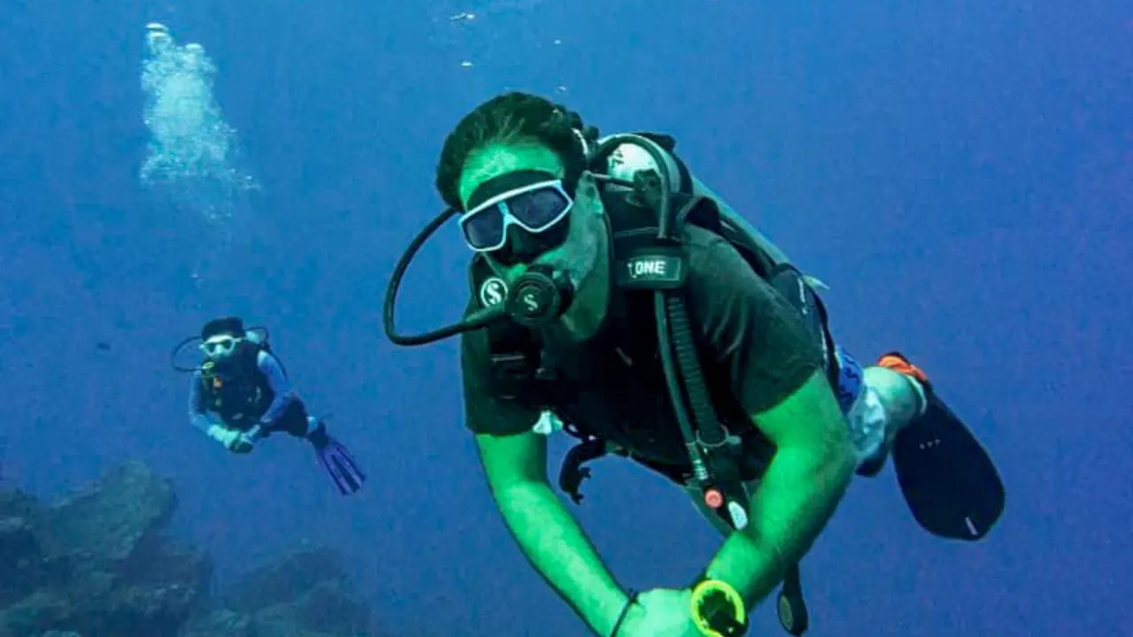 Rahul Gandhi does scuba diving during a visit to the Andaman and Nicobar Islands. Pic/PTI