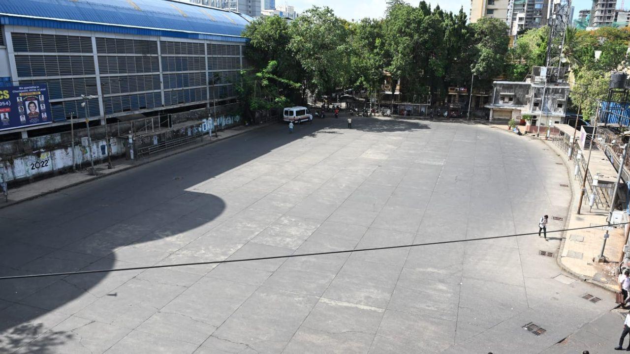 IN PHOTOS: BEST bus strike enters second day, leaving Mumbai commuters stranded BEST bus strike continues for second straight day, leaving commuters stranded on the roads