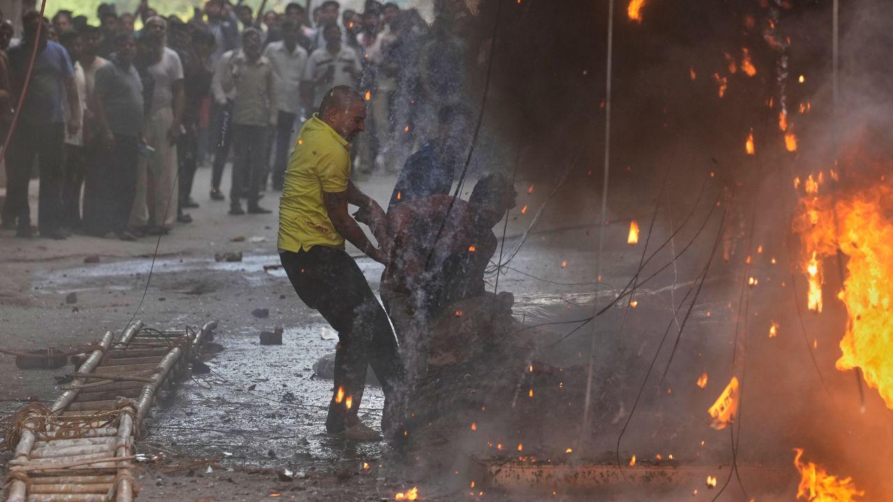 Fire incident in South Delhi reportedly killed around 21 people