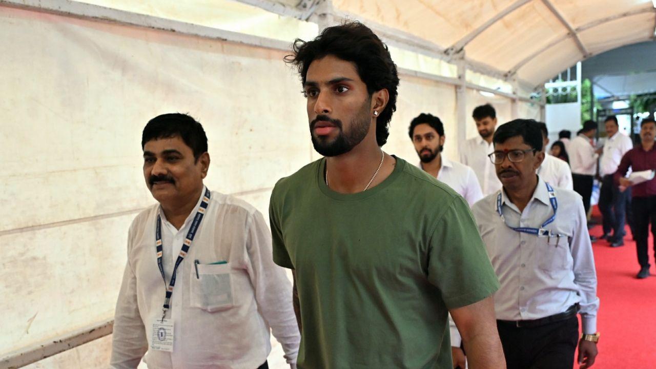 Indian cricketer Tilak Varma arrives at Vidhan Bhavan to attend the oath-taking ceremony of his close friend and newly elected legislator Vikram Kakade Indian cricketer Tilak Varma arrives at Vidhan Bhavan to attend the oath-taking ceremony of his close friend and newly elected legislator Vikram Kakade