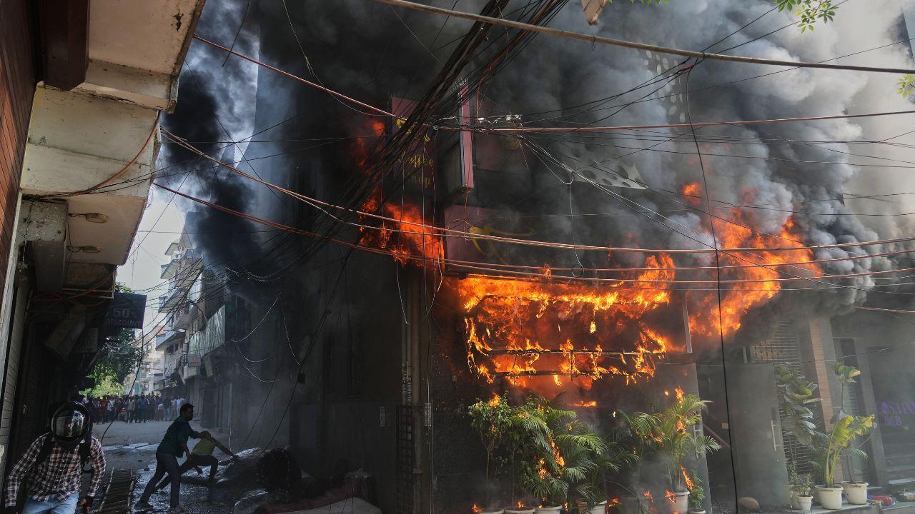 Later on, the Police later clarified that the blaze was actually at the Flourish Stay B&amp;B in Hauz Rani in the congested Malviya Nagar area