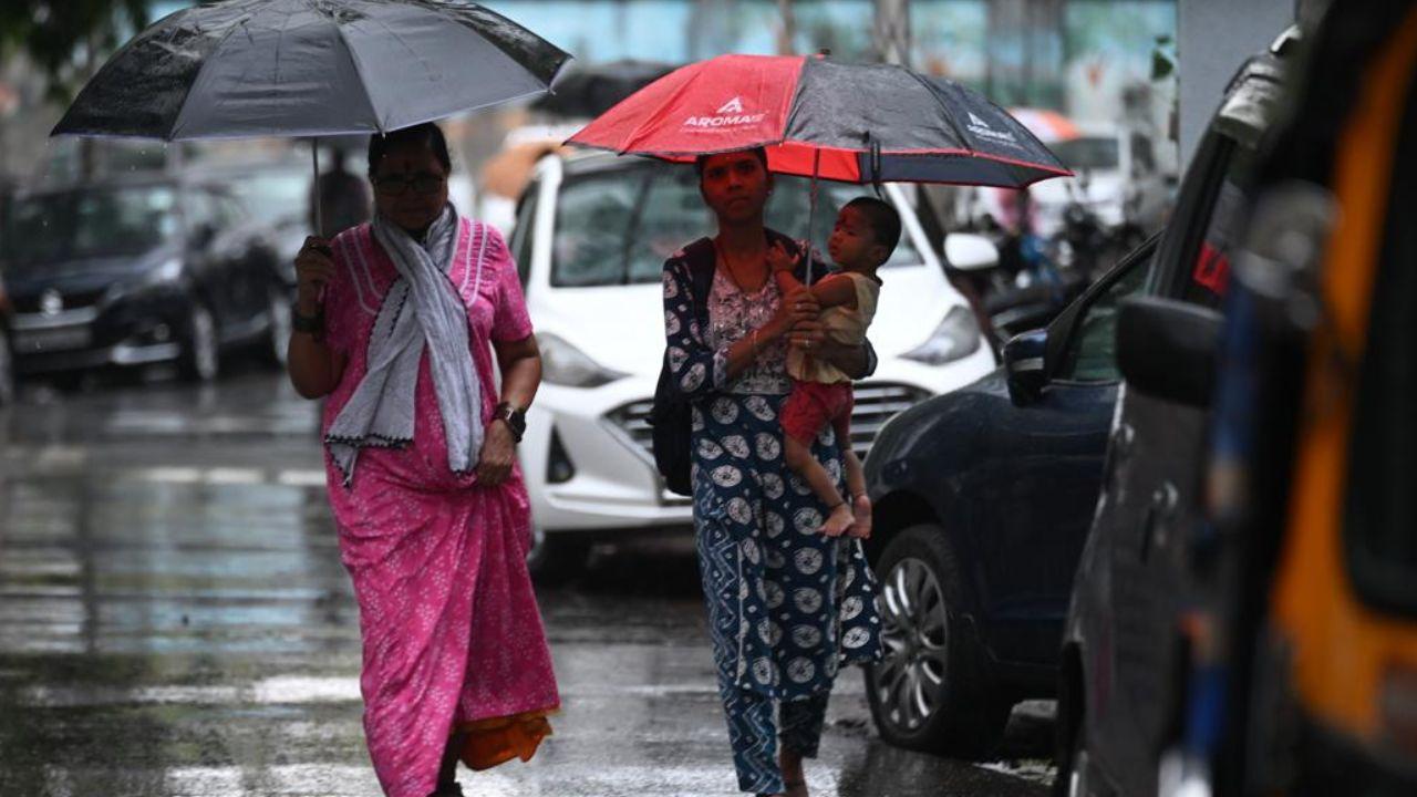 Mumbai is likely to witness a maximum temperature of 34.6 degrees Celsius and a minimum temperature of 25.1 degrees Celsius on Wednesday. Humid conditions are expected to prevail despite intermittent rainfall activity across the city and suburbs