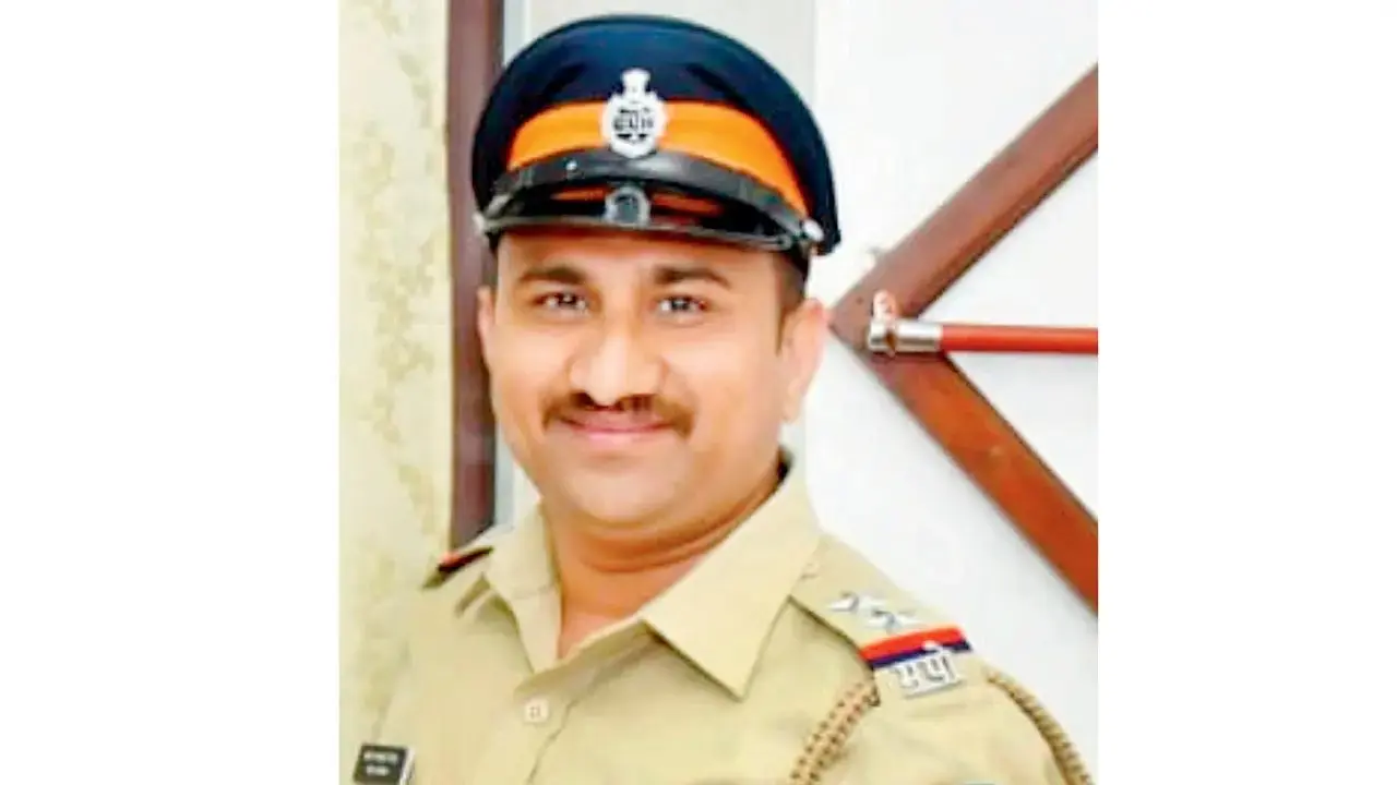 PSI Prashant Nerkar said police could not rule out the possibility of exploitation, given the girl's age, the large amount of cash she was carrying, and her travel route