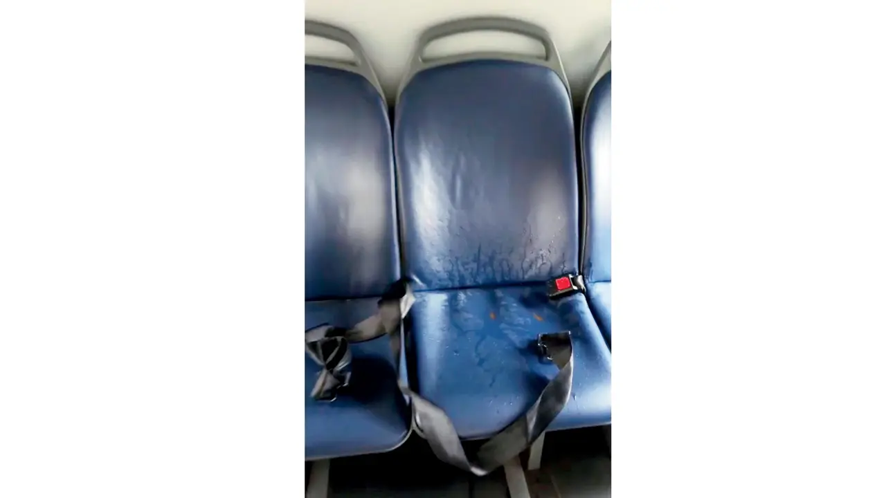 Rainwater collects on passenger seats inside a BEST bus after water leaked through the roof during Wednesday’s showers. Pics/By Special Arrangement