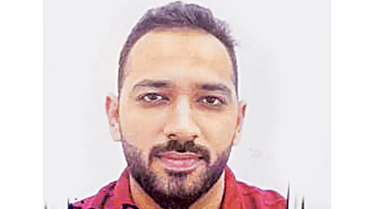 Khar man held for renewing arms licence with fake documents The accused, identified as Faiz Irfan Adenwala. Pic/By Special Arrangement