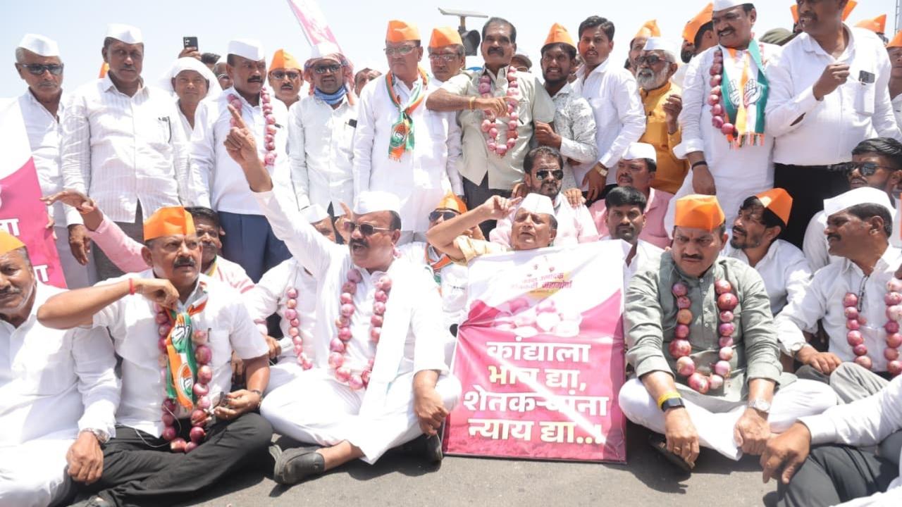 The MVA organised the protest to press for a guaranteed price of Rs 3,000 per quintal for the kitchen staple, compensation for farmers who sold their crop at low prices, and procurement of the entire onion stock through NAFED. The MVA organised the protest to press for a guaranteed price of Rs 3,000 per quintal for the kitchen staple, compensation for farmers who sold their crop at low prices, and procurement of the entire onion stock through NAFED.
