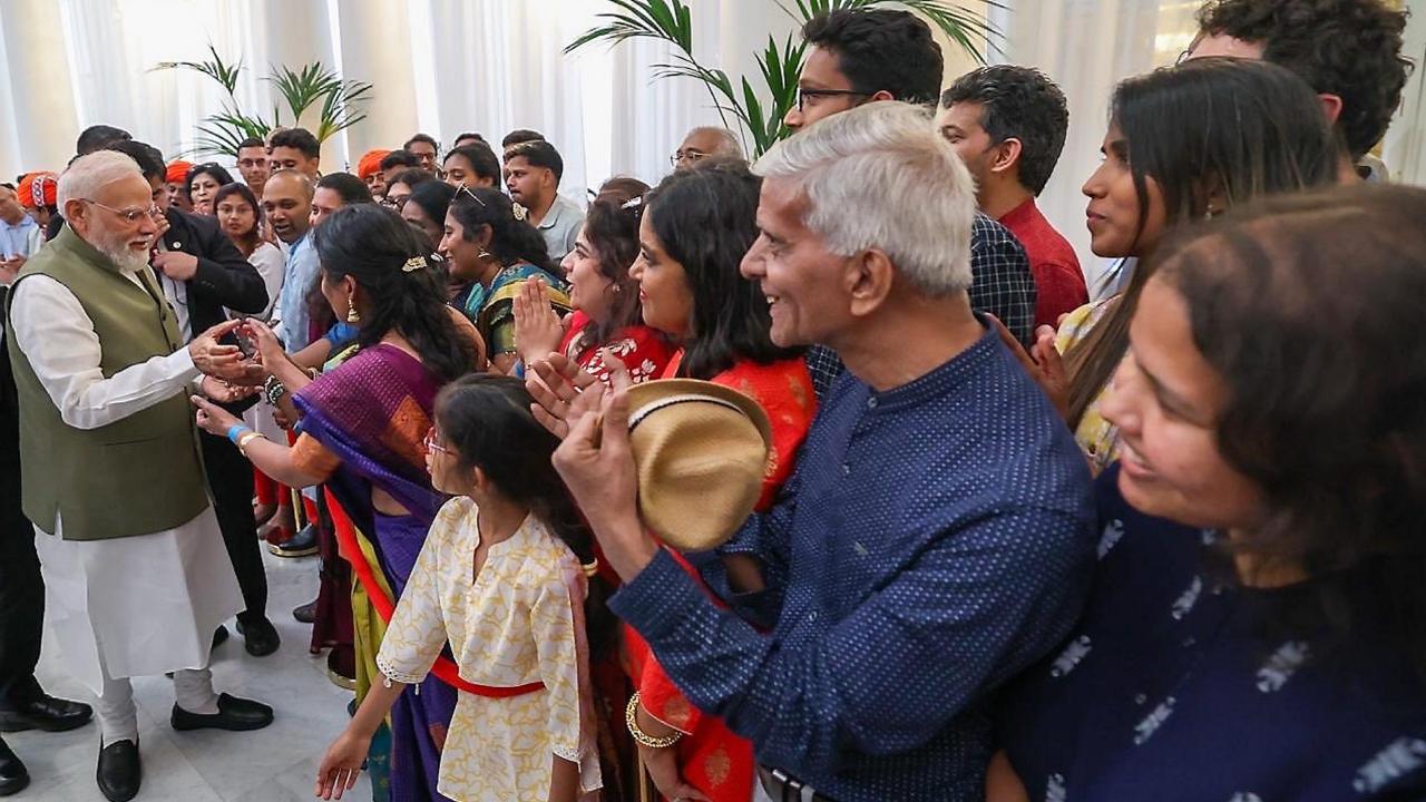 Prime Minister also received a warm welcome from members of the Indian diaspora. Members of the Indian community gathered in large numbers, waving the tricolour and raising slogans to greet the Prime Minister.