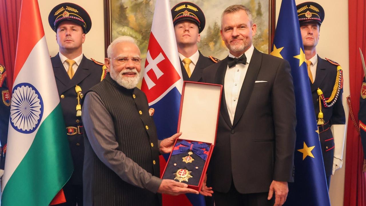 The Order of the White Double Cross (1st Class) is the highest state decoration conferred by the Slovak Republic and is awarded by the President of Slovakia to foreign dignitaries in recognition of exceptional contributions to the development of friendly relations with Slovakia, as well as for outstanding support of its foreign policy interests and international standing.