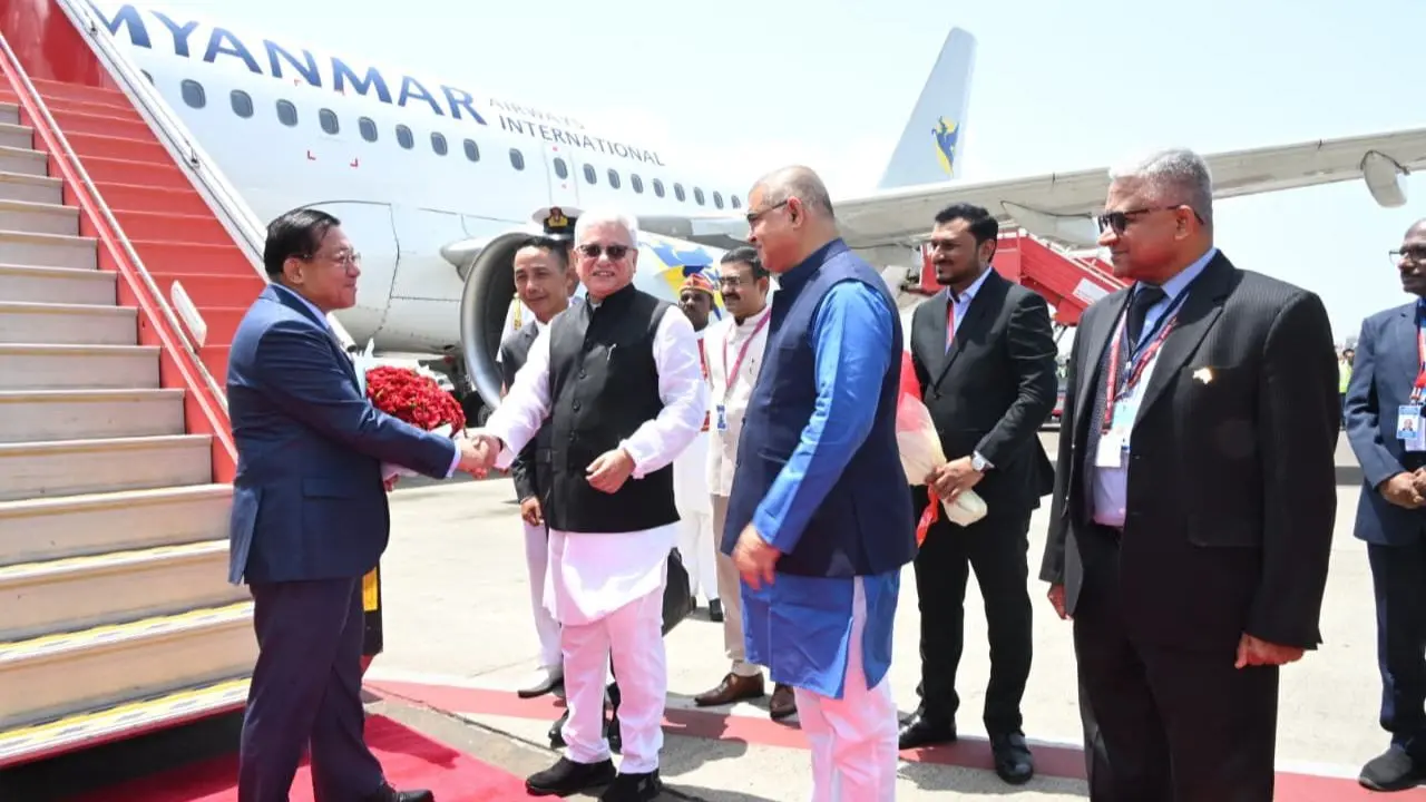 Maharashtra Governor Jishnu Dev Varma accords warm welcome to Myanmar U Min Aung Hlaing in Mumbai on Tuesday. PIC/X Maharashtra Governor Jishnu Dev Varma accords warm welcome to Myanmar U Min Aung Hlaing in Mumbai on Tuesday. PIC/X