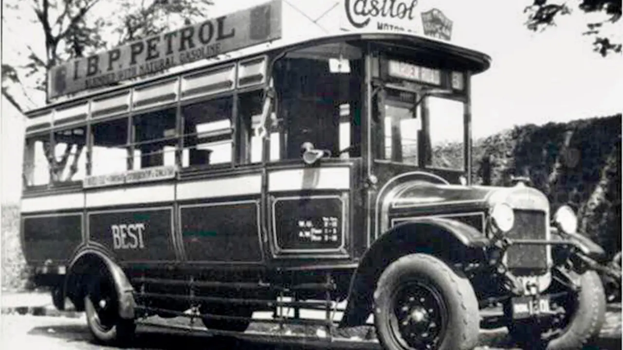 Mumbai’s first motor bus, which began operations on July 15, 1926, between Afghan Church and Crawford Market. The city will mark 100 years of its motor bus service in July 2026. Pic/By Special Arrangement