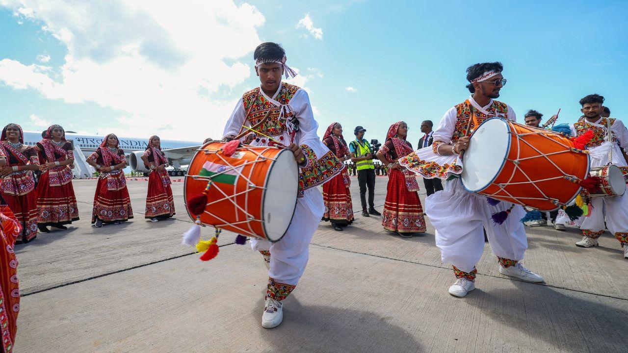 Upon his arrival, Modi was greeted with cultural dance performances, including one group performing a traditional dance from Kutch
