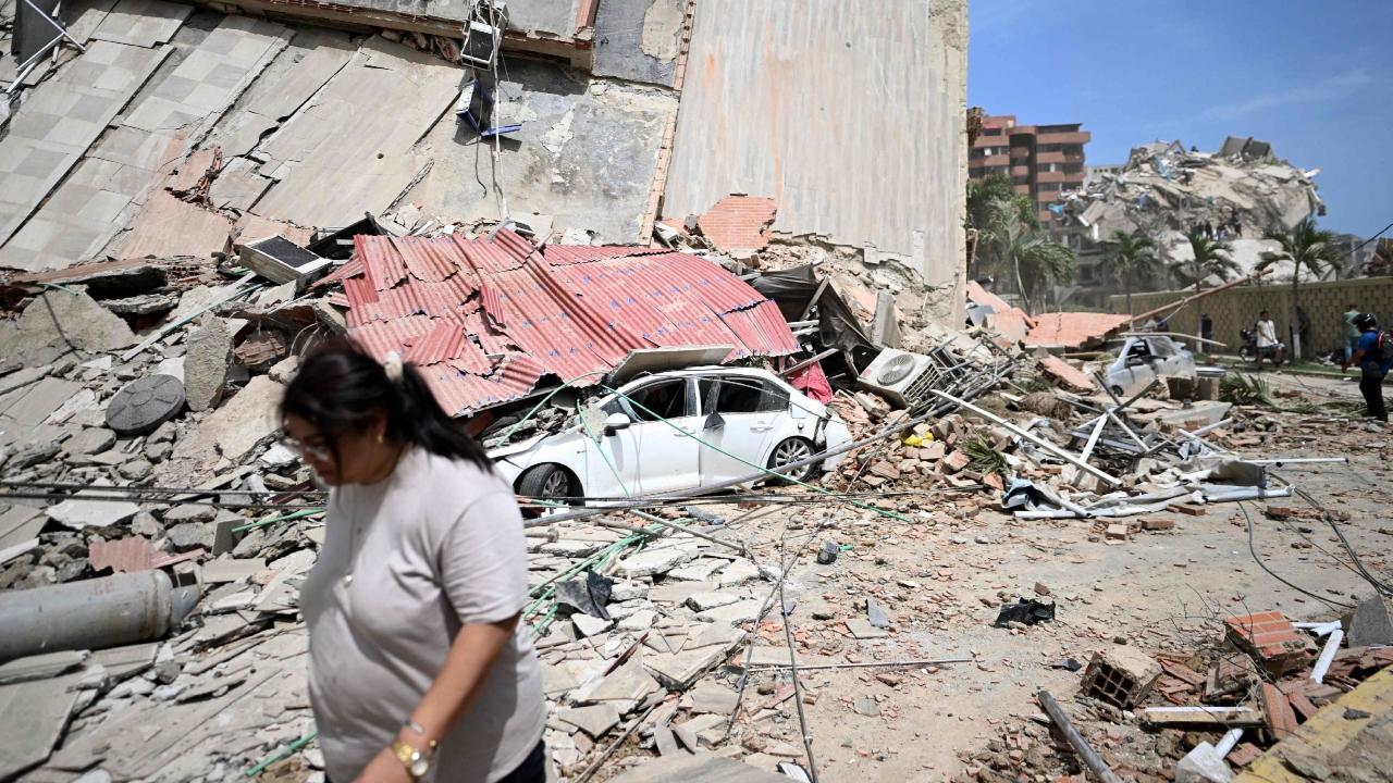 The earthquakes were both shallow, occurring at a depth of just 10 km, allowing much of their energy to be released near the surface. The two strong shocks struck less than a minute apart, while repeated aftershocks have increased the risk of secondary building collapses.