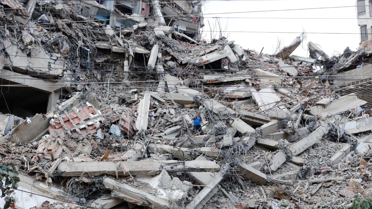 The epicenters' proximity to Caracas, one of the country's most densely populated areas, further amplified its destruction.