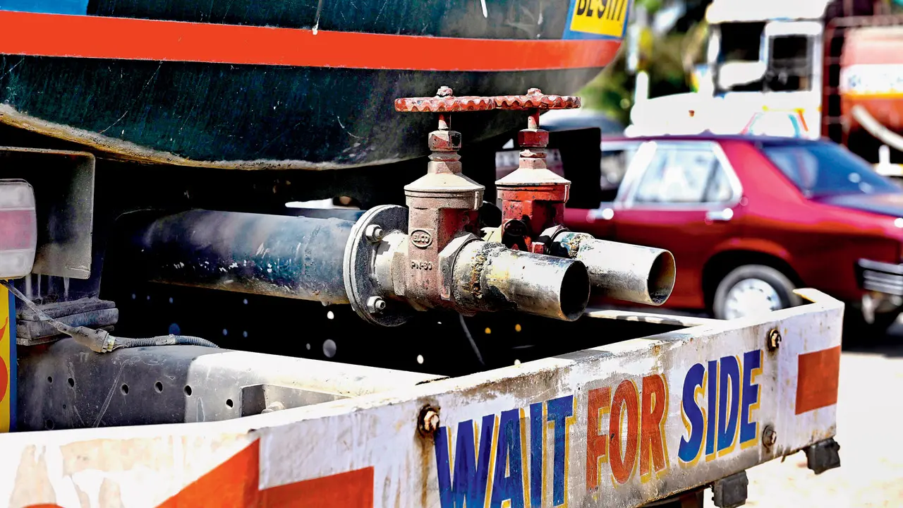 As tanker services halt, Mumbai braces for a bigger water crunch Representation pic