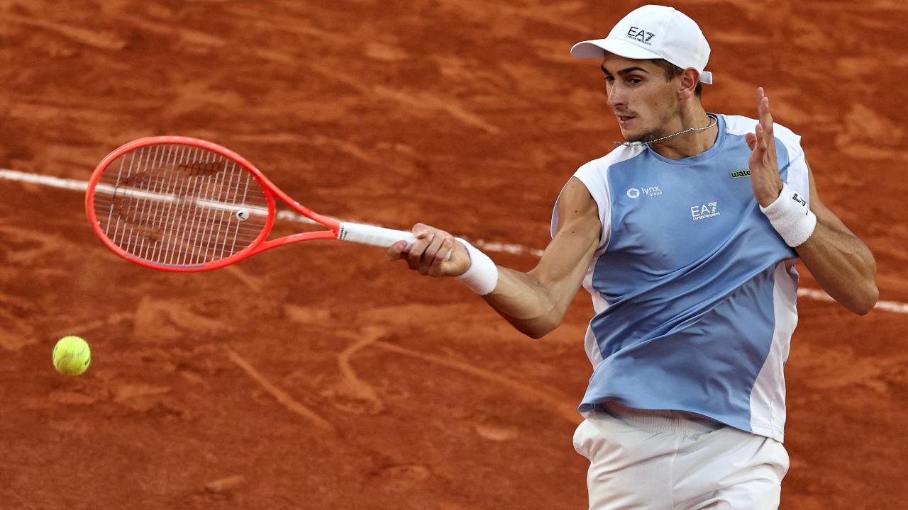 Matteo Arnaldi produced one of the matches of the French Open to become the third Italian man in the quarter-finals on Monday, beating American 19th seed Frances Tiafoe 7-6(5) 6-7(5) 3-6 7-6(3) 6-4. Matteo Arnaldi produced one of the matches of the French Open to become the third Italian man in the quarter-finals on Monday, beating American 19th seed Frances Tiafoe 7-6(5) 6-7(5) 3-6 7-6(3) 6-4.