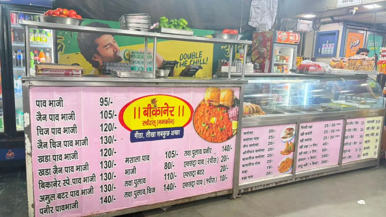 LPG cylinder price hike: Mumbai’s tea, vada pav prices likely to rise The hike comes at a time when businesses are already dealing with higher fuel and transportation expenses. Pics/ Anushree Gaikwad