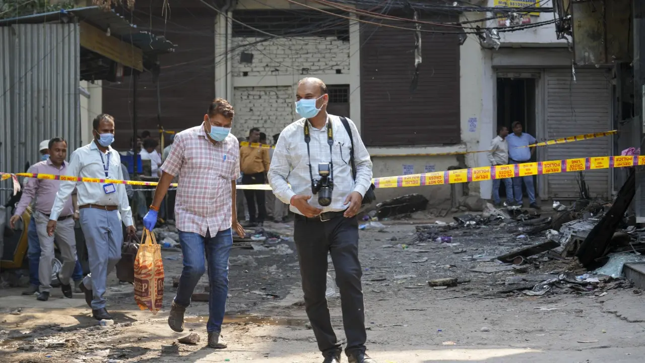 Police have formed multiple teams to locate those responsible for the incident and carried out searches at various locations across the national capital. Pics/PTI