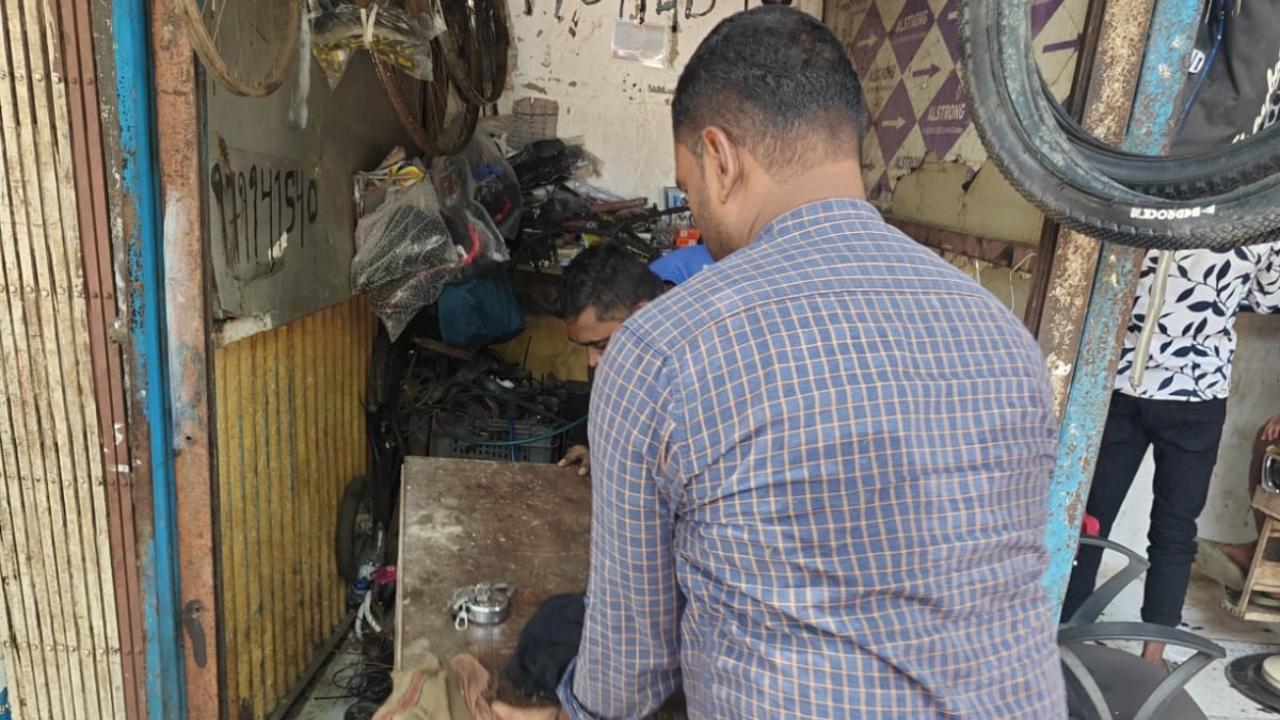 BMC conducts demolition drive in Andheri, removes 9 illegal shops A larger drive was conducted on Veera Desai Road, where eight unauthorised shops were demolished. Pic/BMC