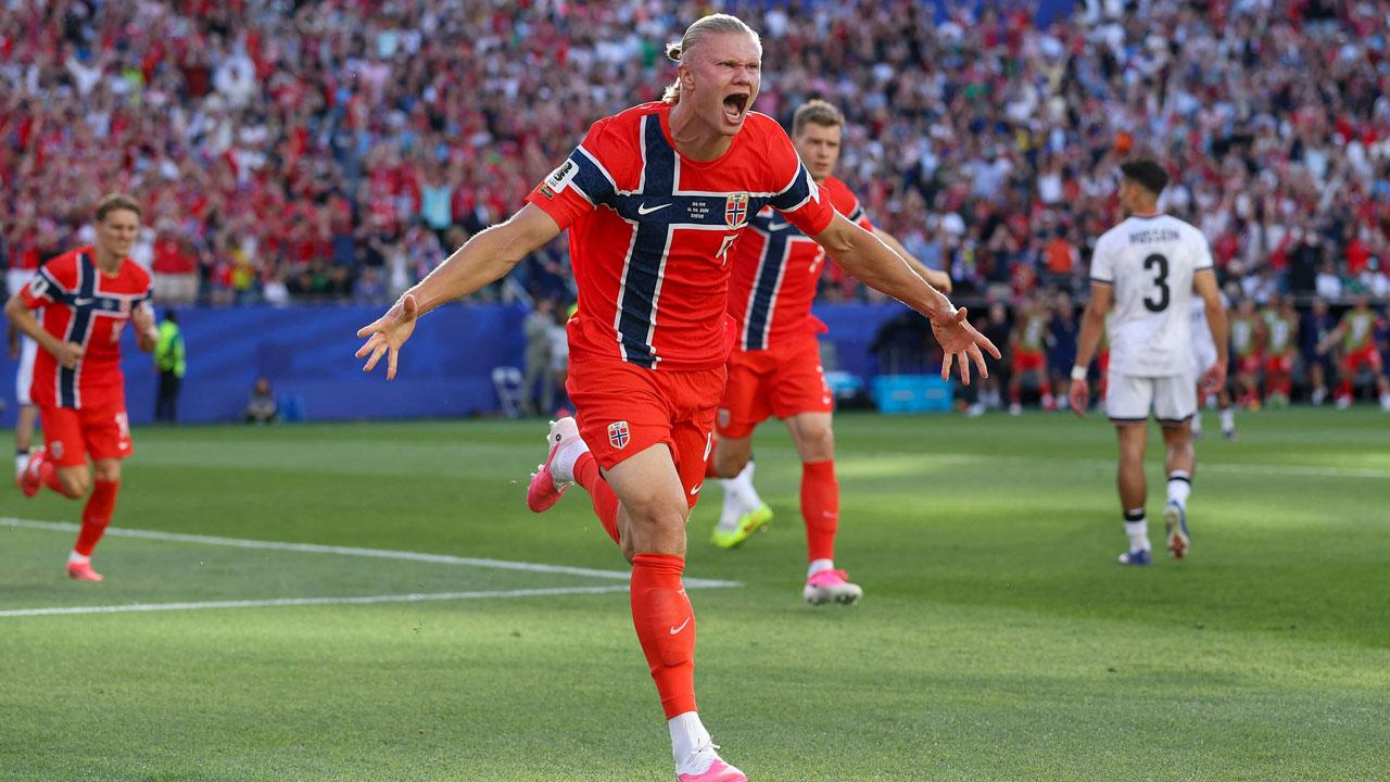 Haaland double powers Norway to World Cup win over Iraq
